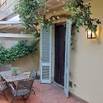 A Due Passi Dal Centro